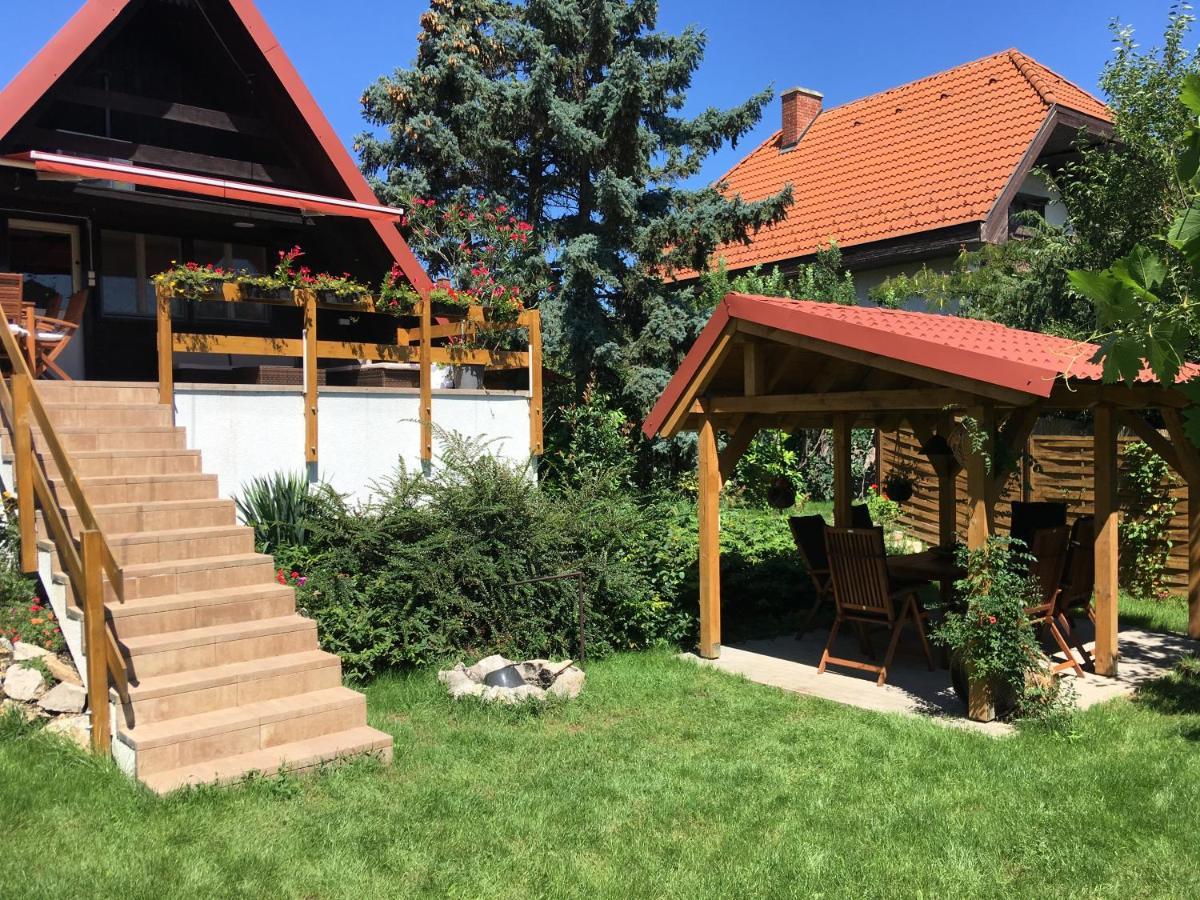 Wooden Apartman Premium Jacuzzival Alsóörs Екстериор снимка