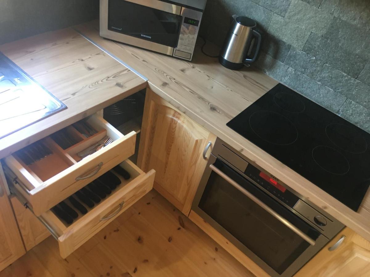 Wooden Apartman Premium Jacuzzival Alsóörs Екстериор снимка