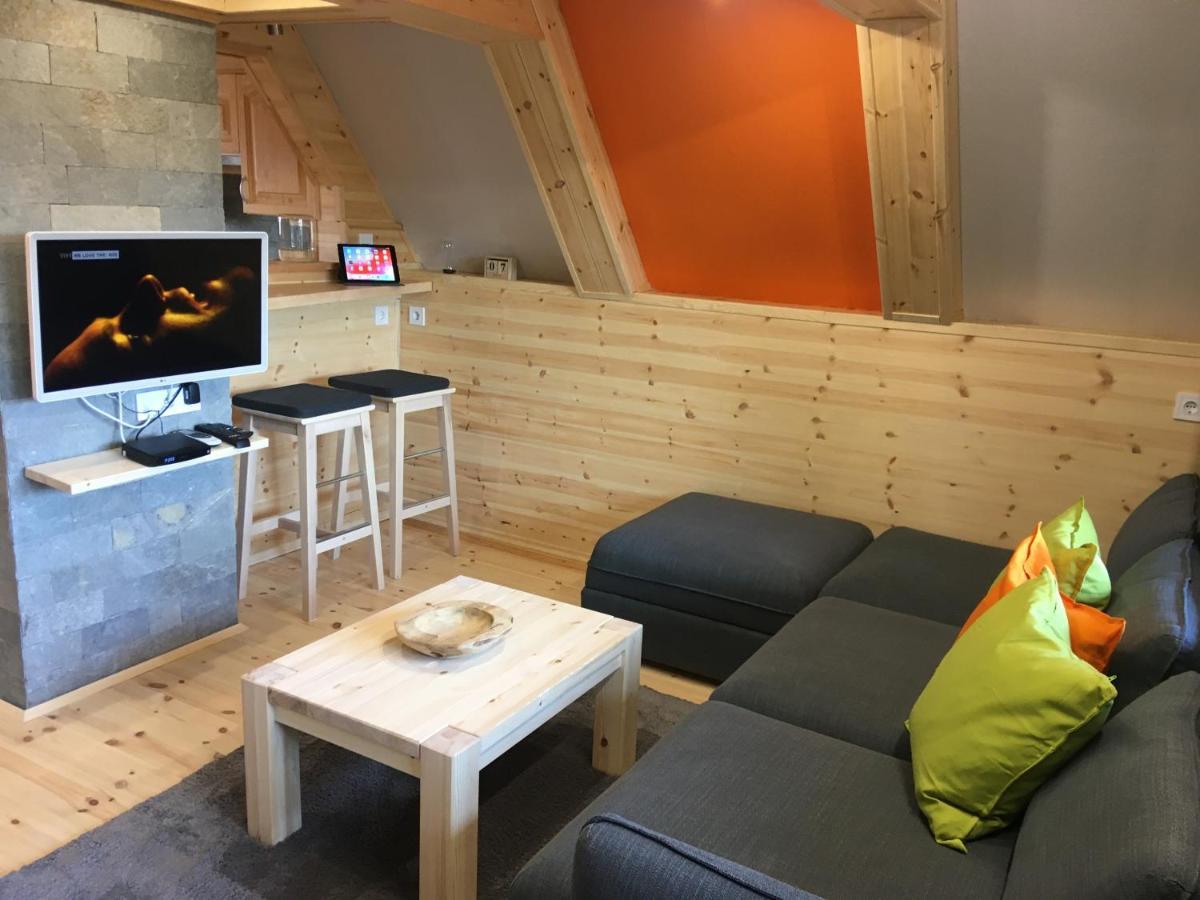 Wooden Apartman Premium Jacuzzival Alsóörs Екстериор снимка